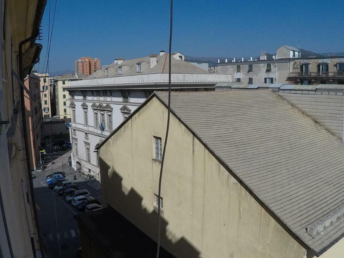 Dietro Il Teatro Modena جنوة المظهر الخارجي الصورة